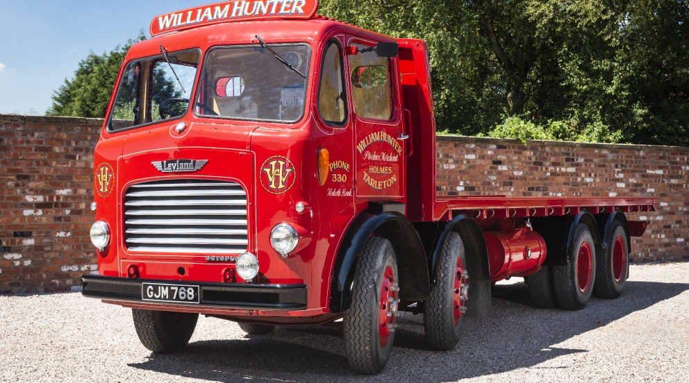 Old Huntapac lorry