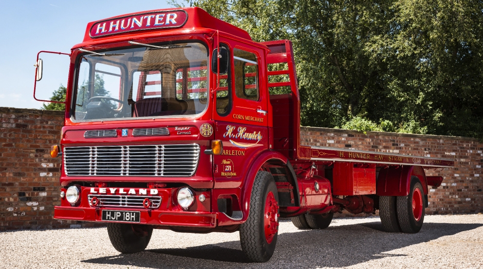 Old Huntapac lorry